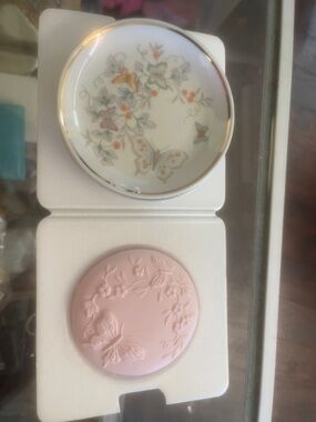 Avon White Porcelain Soap Dishes with Pink Embossed Soap (1979)
